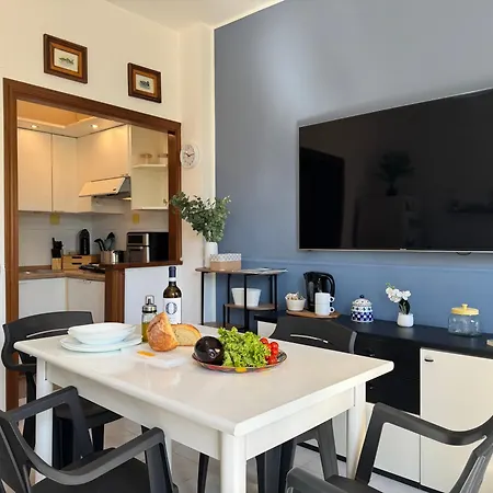 Casa Blu - A Due Passi Dal - Italywego * San Feliciano