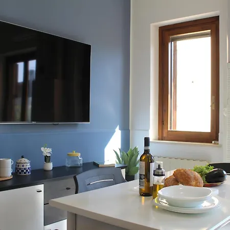 Casa Blu - A Due Passi Dal - Italywego * San Feliciano