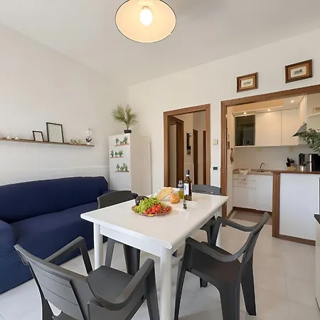 Casa Blu - A Due Passi Dal - Italywego Appartamento